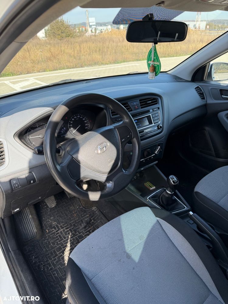 Hyundai i20 1.1 CRDi M/T Confort - 6