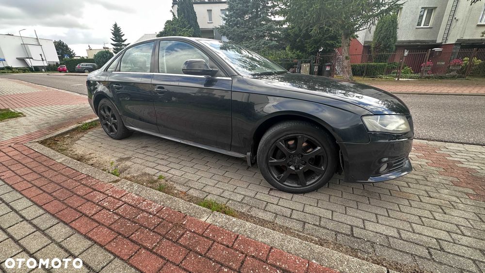 Audi A4 Limousine