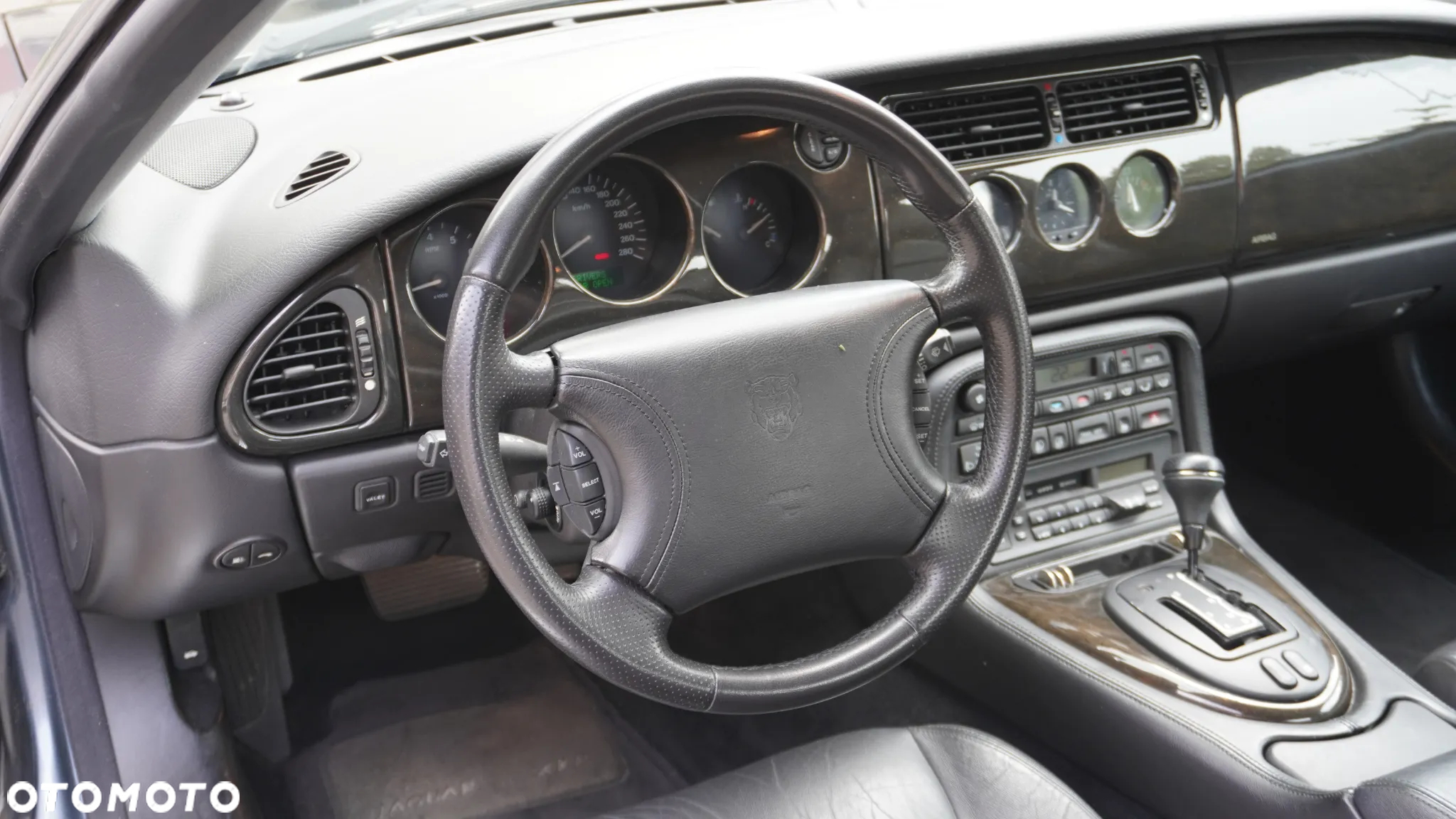 Jaguar XK8 4.0 - 18