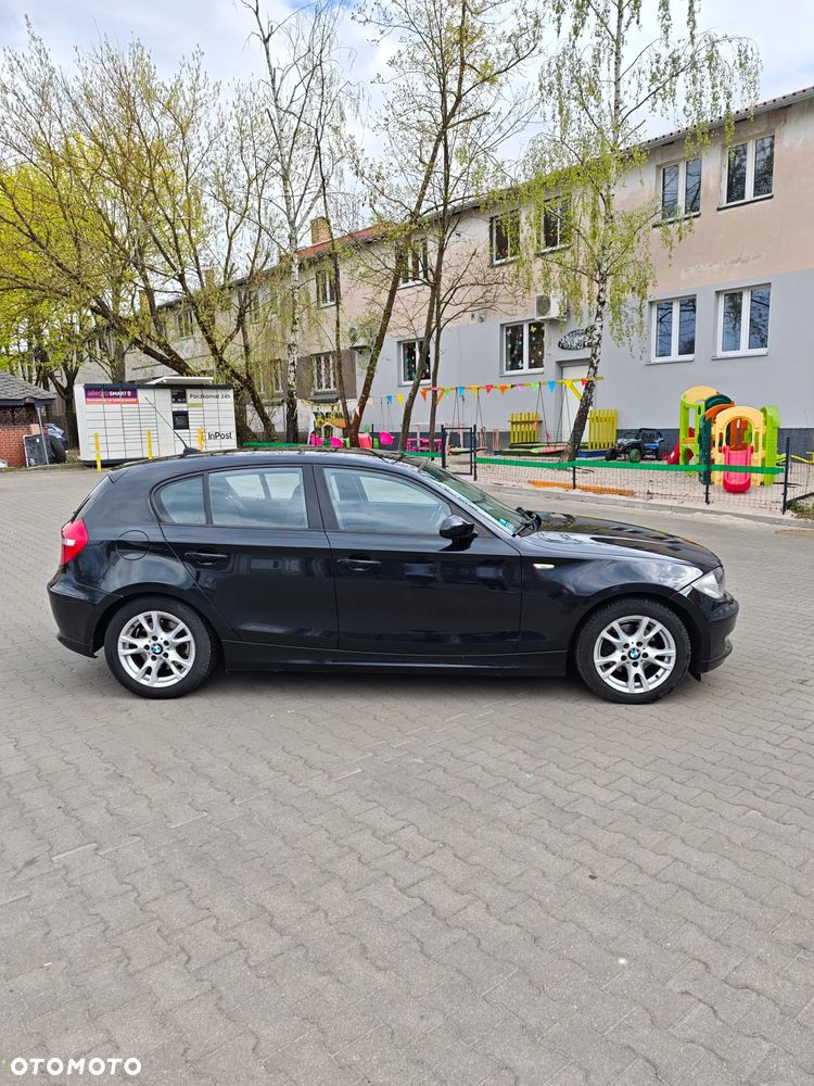 BMW Seria 1 - 12