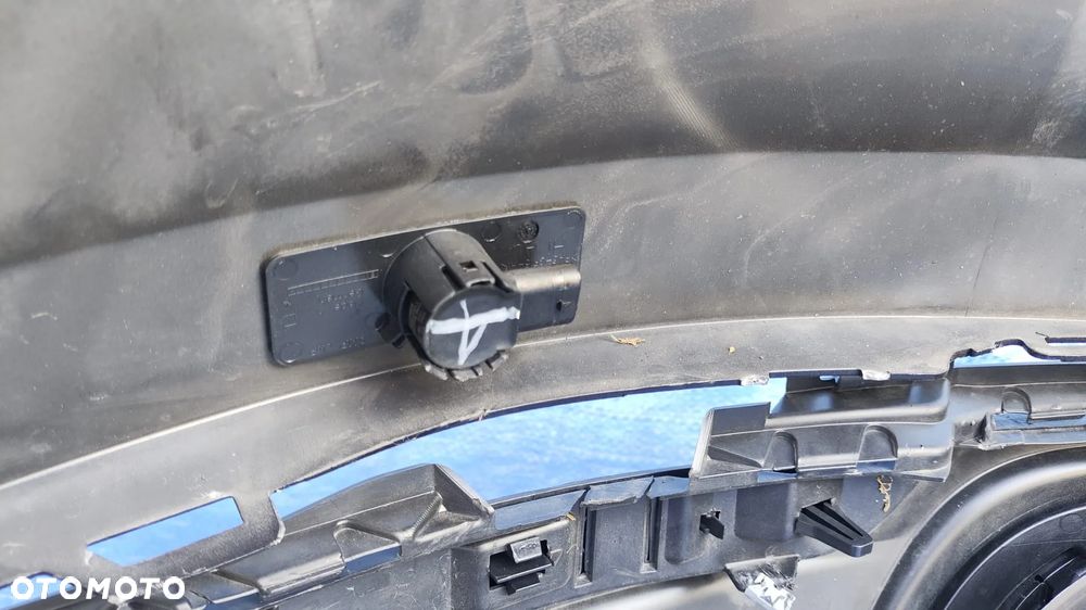 ZDERZAK TYŁ TYLNY CZARNY NA CZĘŚCI KOŃCÓWKA WYDECHU TŁUMIKA BLENDA EMBLEMAT NAPIS ODBLASK CZUJNIK COFANIA PDC ZAŚLEPKA HAKA SPOILER DYFUZOR PORSCHE 911 992 CARRERA S - 19