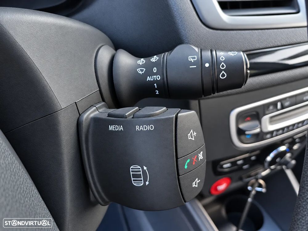 Renault Mégane Sport Tourer ENERGY dCi 110 Start & Stopp Dynamique - 26