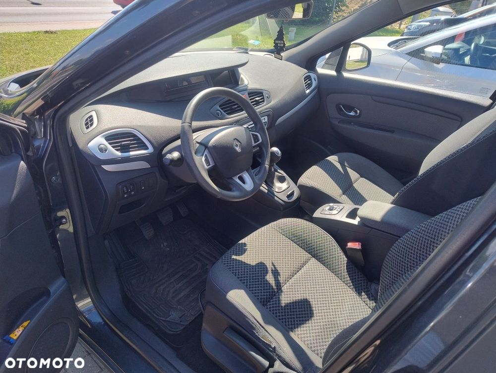 Renault Grand Scenic - 6