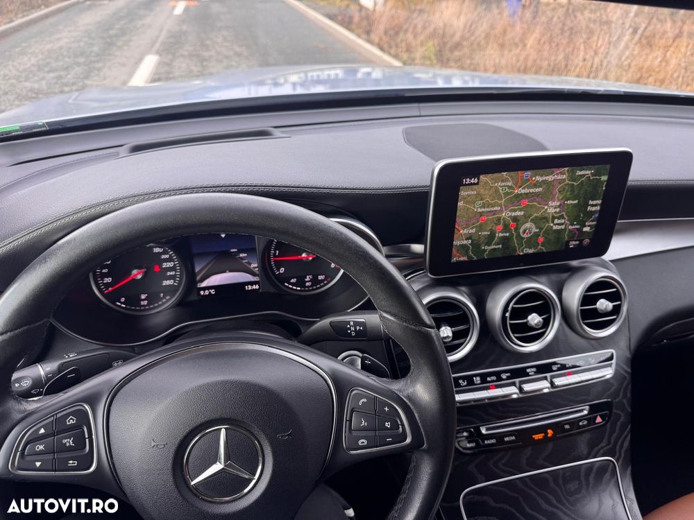 Mercedes-Benz GLC Coupe 250 d 4Matic 9G-TRONIC AMG Line - 22