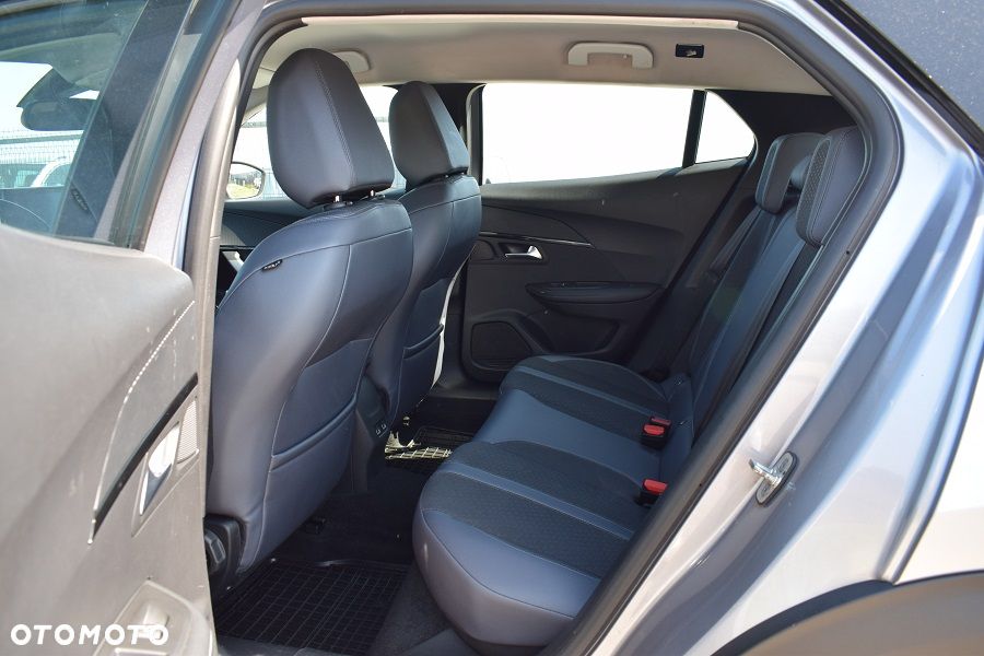 Peugeot 2008 PureTech 130 Allure - 6