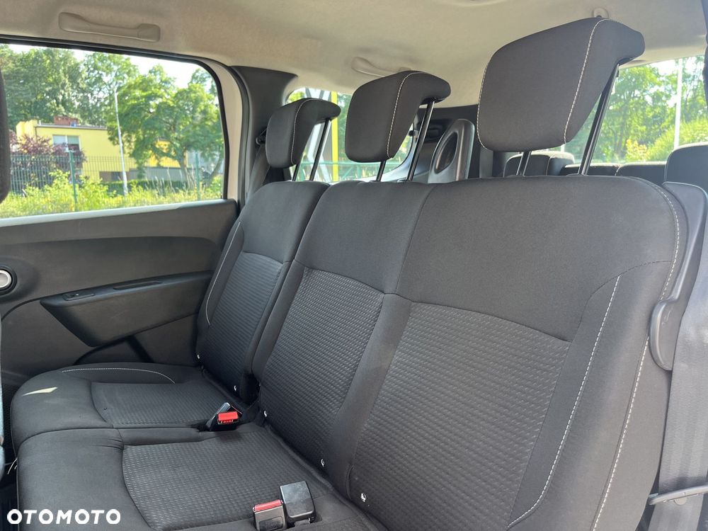 Dacia Lodgy 1.5 Blue dCi Laureate S&S EU6d - 16