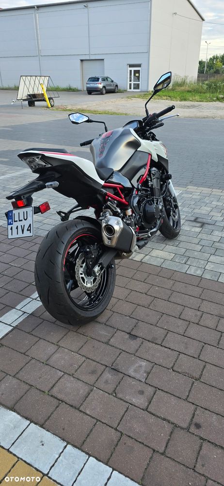 Kawasaki Z 900 - 6