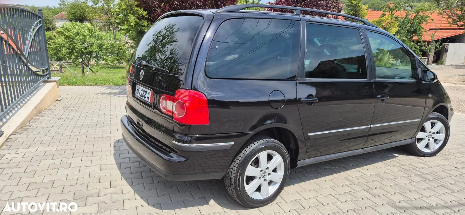 Volkswagen Sharan - 27