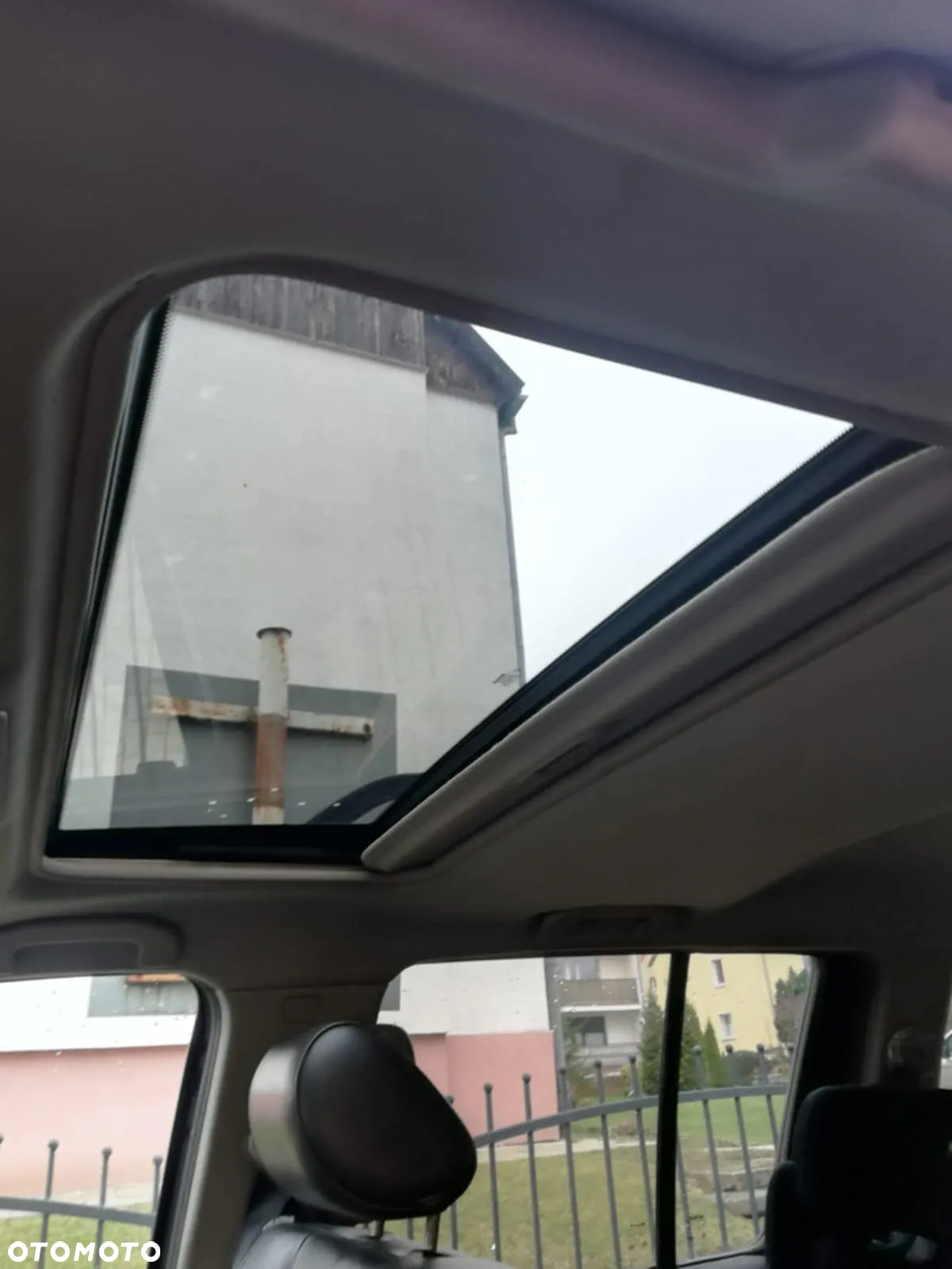 Nissan Pathfinder - 3