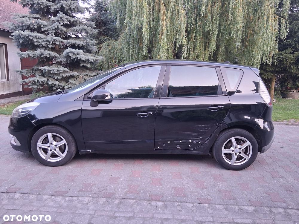Renault Scenic 1.6 dCi Energy Bose Edition - 4