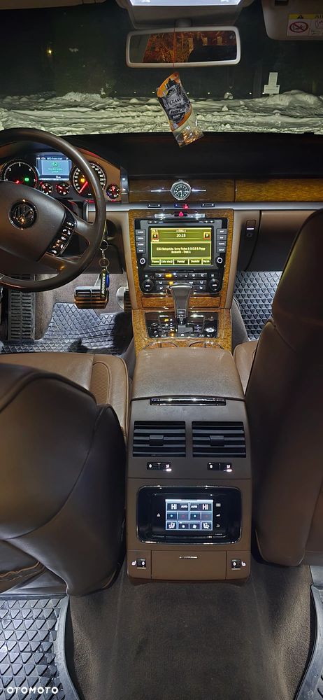 Volkswagen Phaeton 3.0 V6 TDI DPF 4MOTION langer Radstand (5 Sitzer) - 1