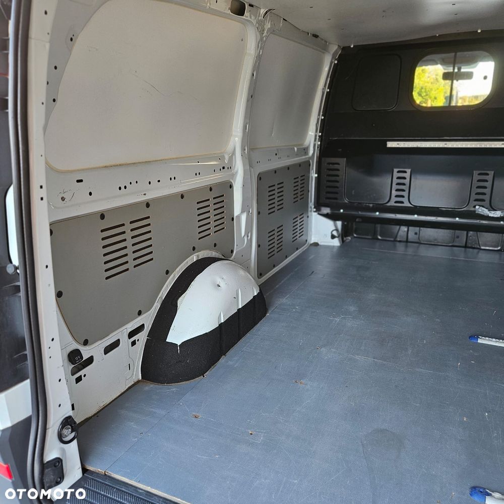 Mercedes-Benz Vito - 12