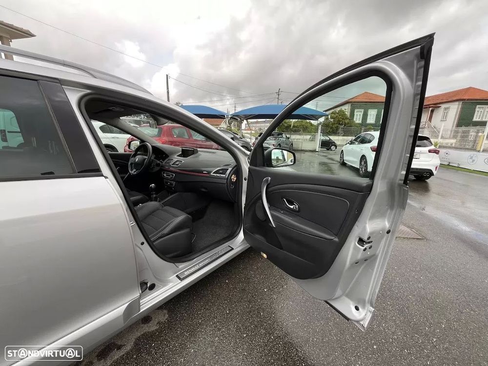 Renault Mégane Sport Tourer 1.5 dCi GT Line SS - 30