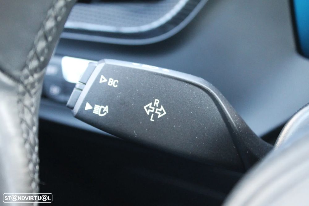 BMW M135i xDrive - 34