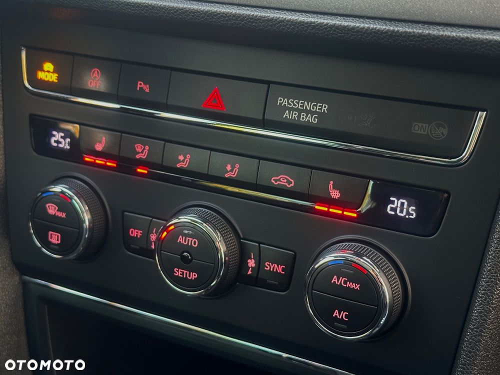 Seat Leon ver-2-0-tdi-dsg-fr-plus - 27