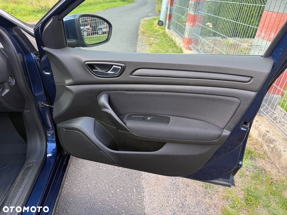 Renault Megane 1.2 Energy TCe Intens - 23