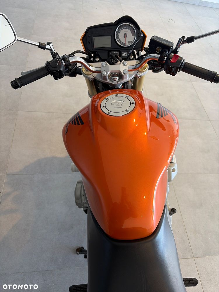 Honda Hornet - 4