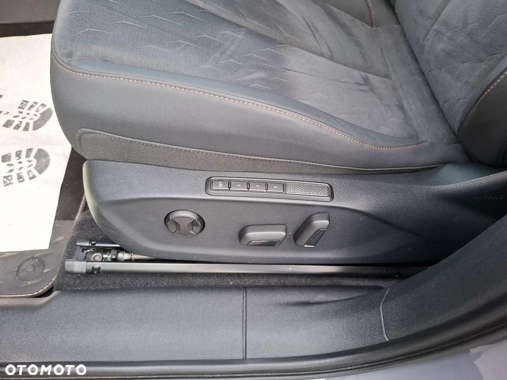 Cupra Terramar 1.5 eHybrid PHEV Advantage Edition DSG - 11