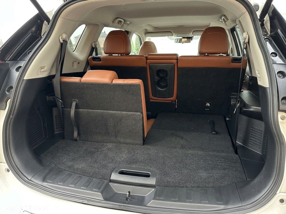 Nissan X-Trail - 11