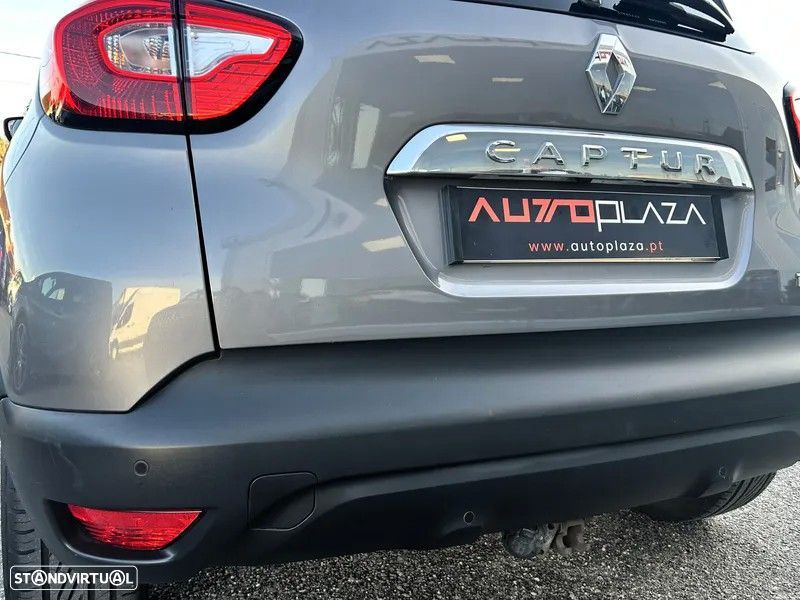 Renault Captur 1.2 TCe Exclusive EDC - 9