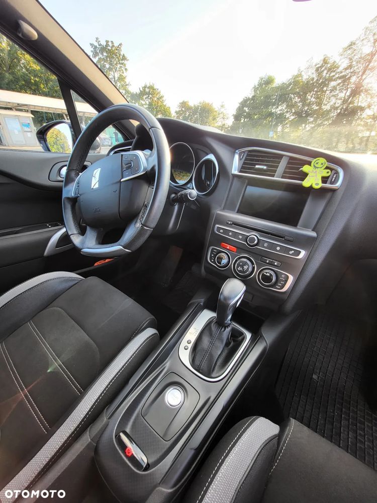 DS Automobiles DS 4 - 8