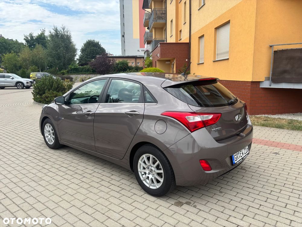Hyundai i30 1.6 Fifa World Cup Edition - 11