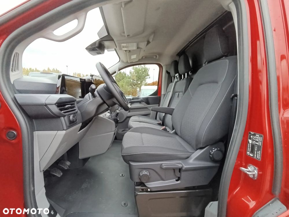 Ford Transit Custom Van L2H1 - 15