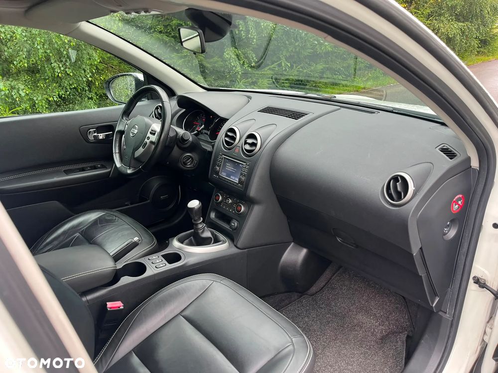 Nissan Qashqai 2.0 tekna - 15