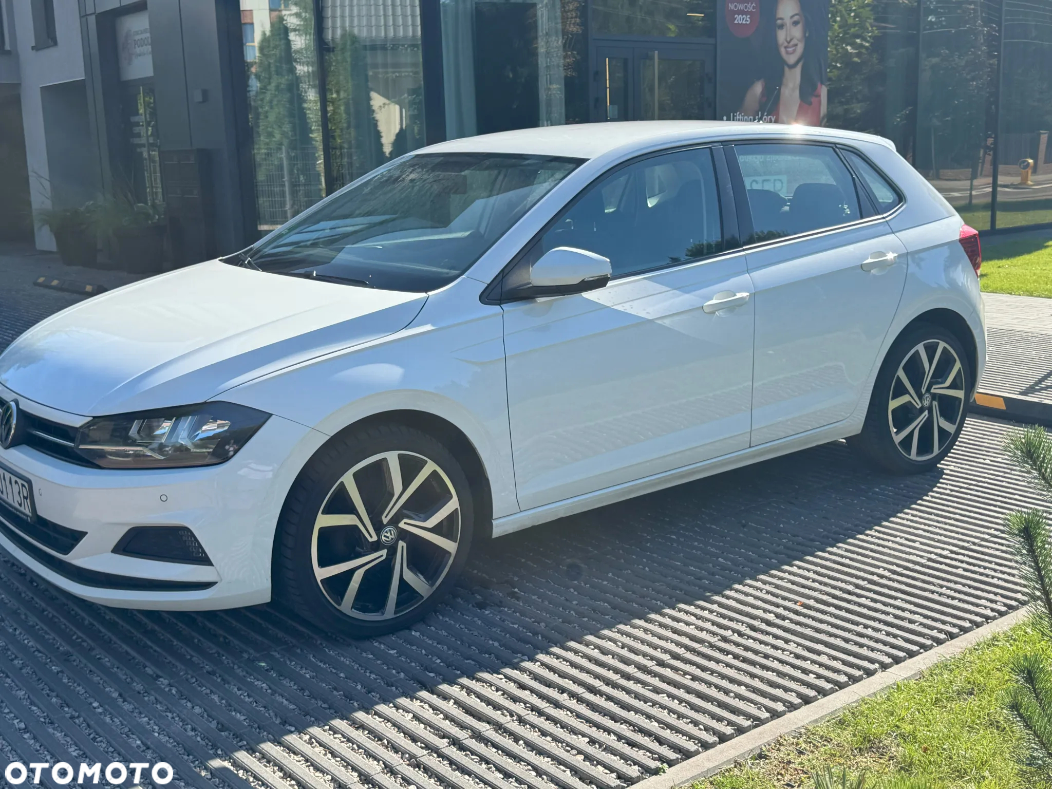 Volkswagen Polo 1.0 TSI Trendline - 17