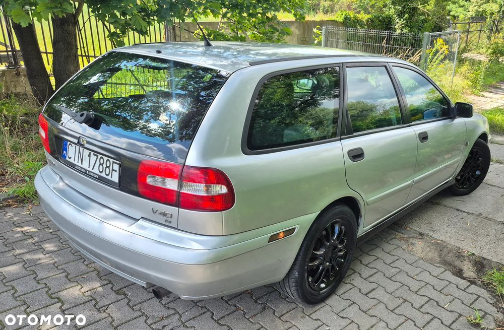 Volvo V40 2003 photo 3