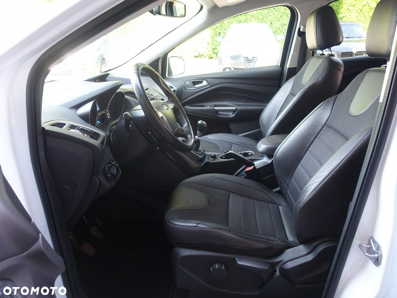 Ford Kuga 2.0 TDCi Titanium - 9