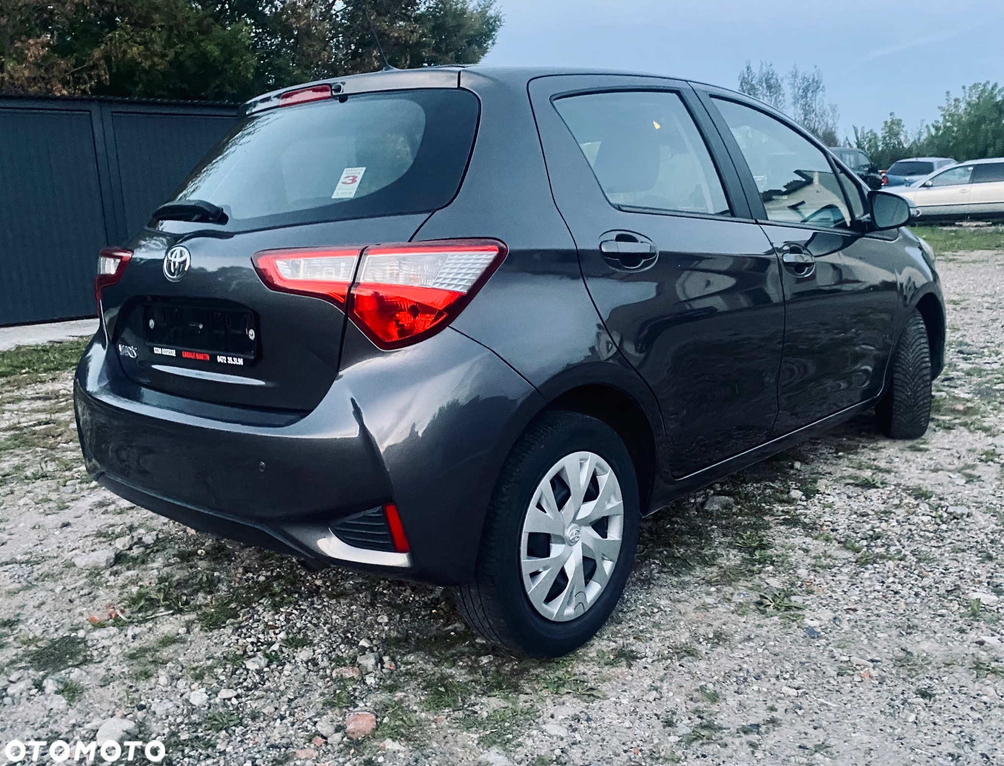 Toyota Yaris - 15