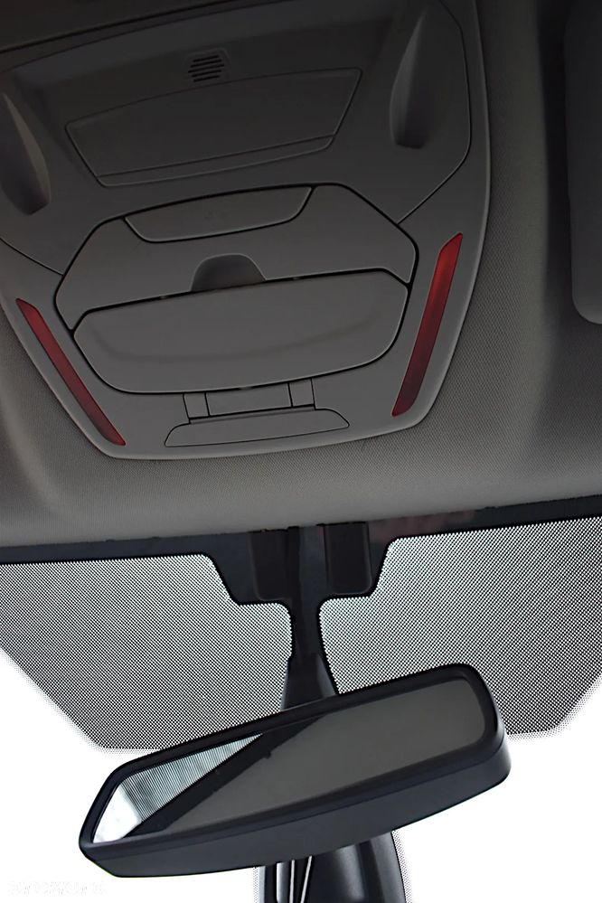 Ford C-MAX 1.6 TDCi Start-Stop-System Titanium - 26