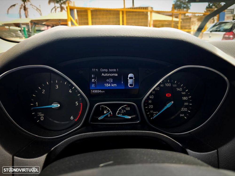 Ford Focus 1.5 TDCi DPF S&S Titanium - 13