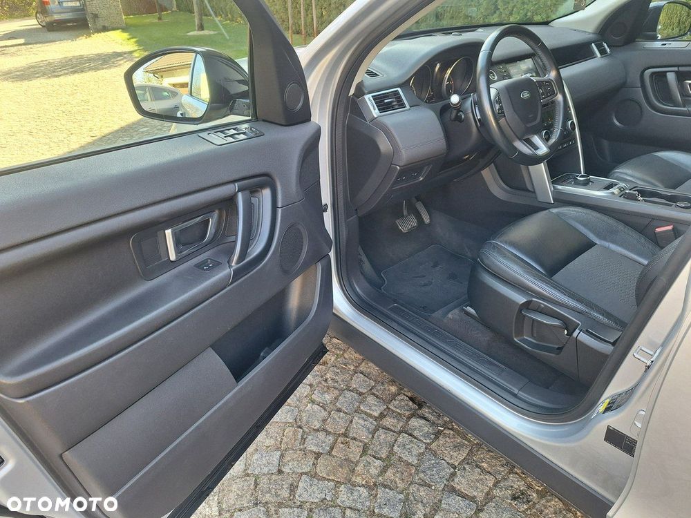 Land Rover Discovery Sport - 9