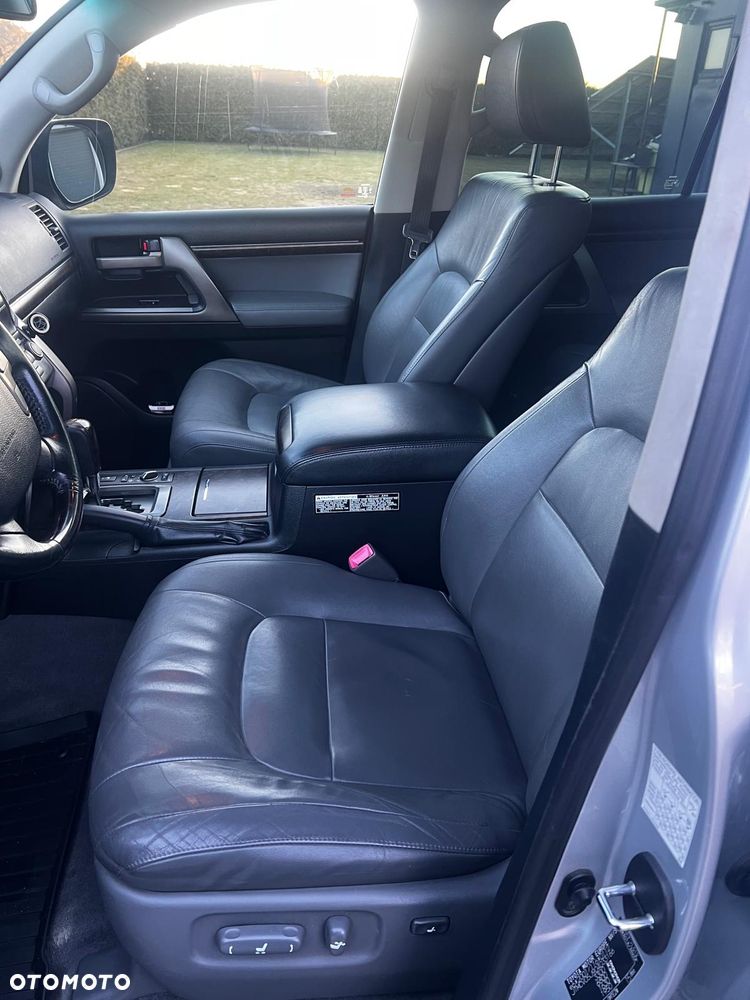 Toyota Land Cruiser LC 4.5 D-4D Prestige - 11
