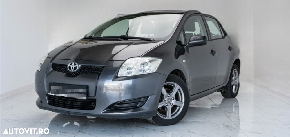 Toyota Auris 2009 photo 2