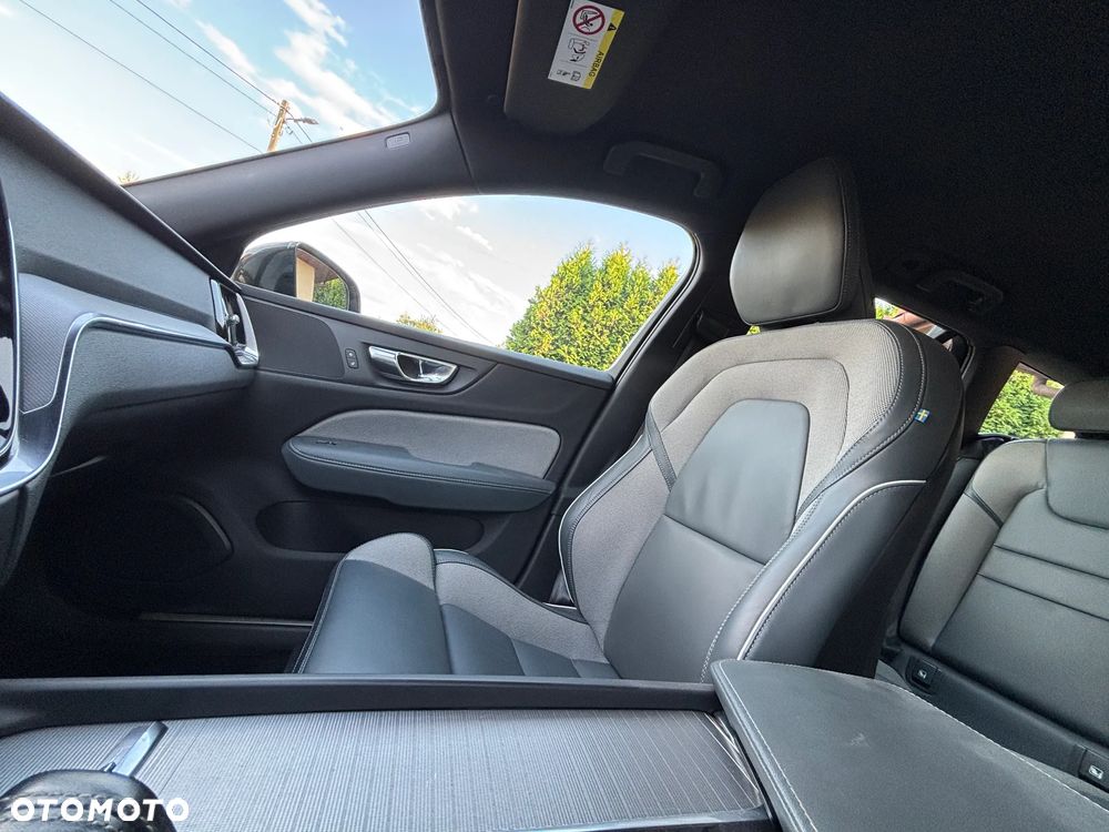 Volvo V60 B4 D Geartronic RDesign - 21