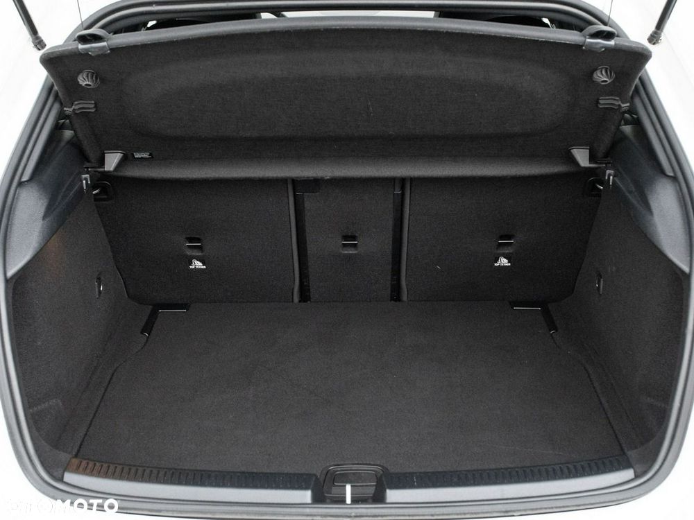 Mercedes-Benz Klasa A 200 AMG Line 7G-DCT - 27