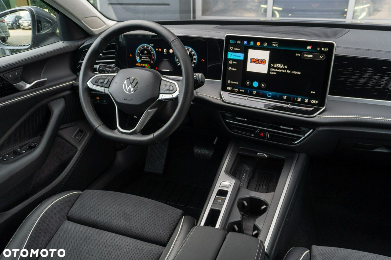 Volkswagen Passat 2.0 TDI SCR Business Plus DSG - 19