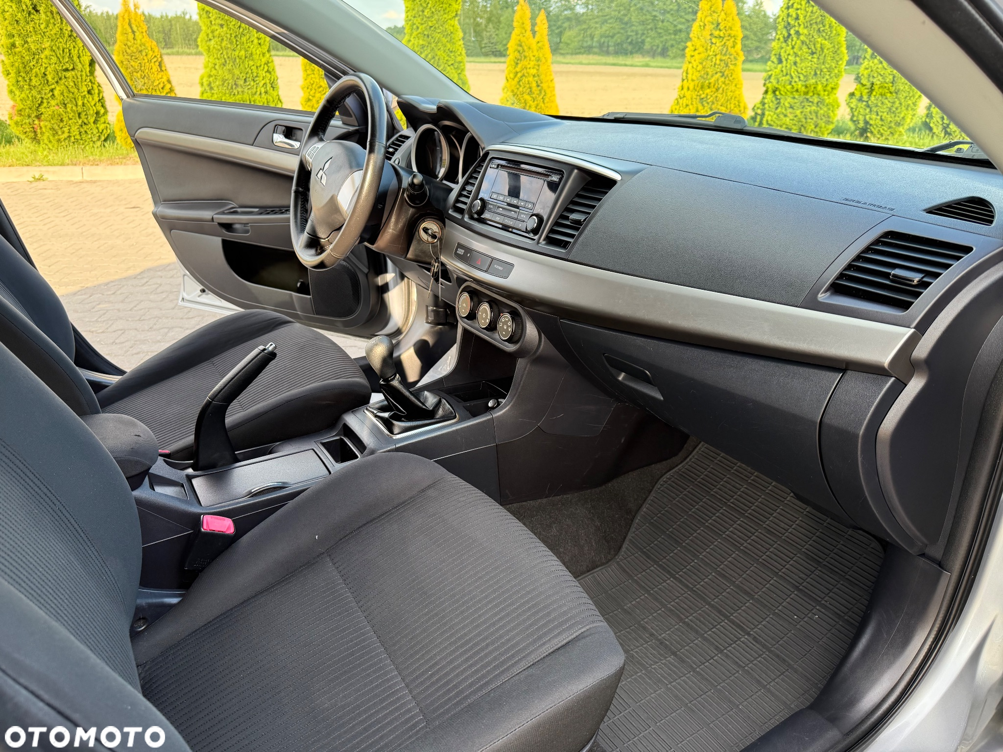 Mitsubishi Lancer 1.6 - 18