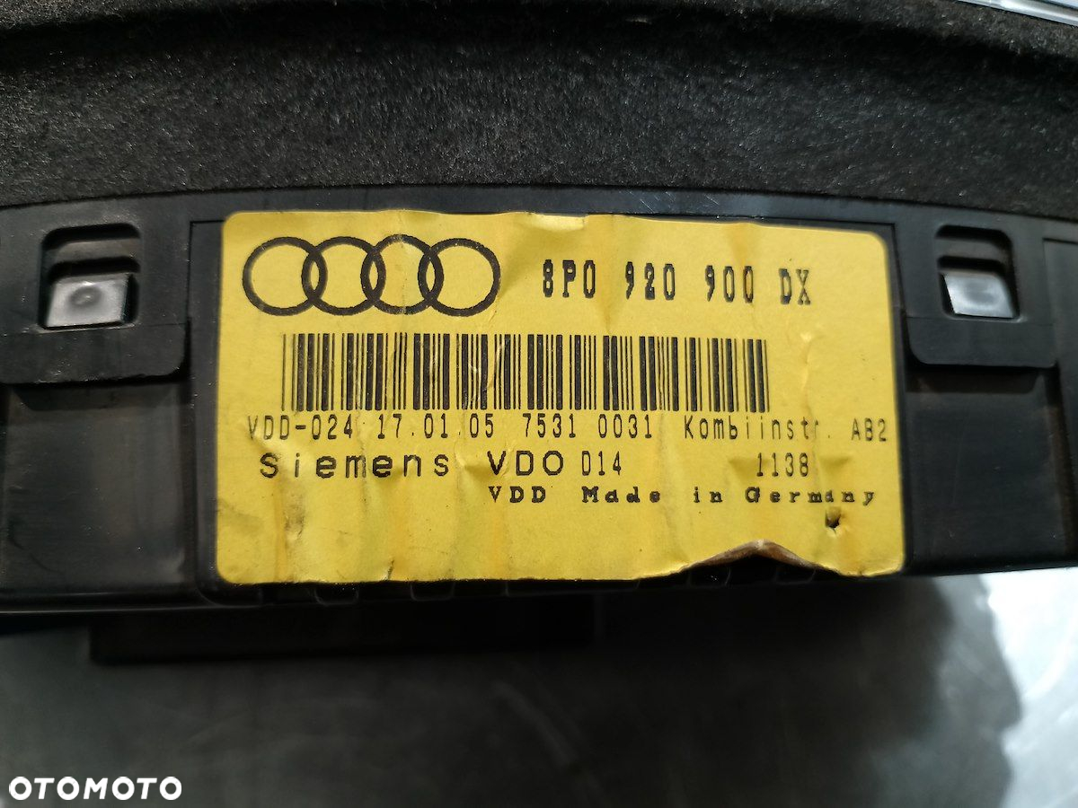 LICZNIK AUDI A3 8P 8P0920900DX 2.0 TDI - 4