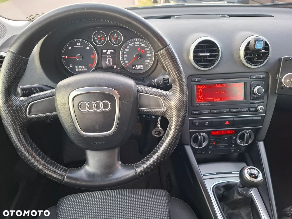 Audi A3 Sportback 1.6 TDI Attraction - 6