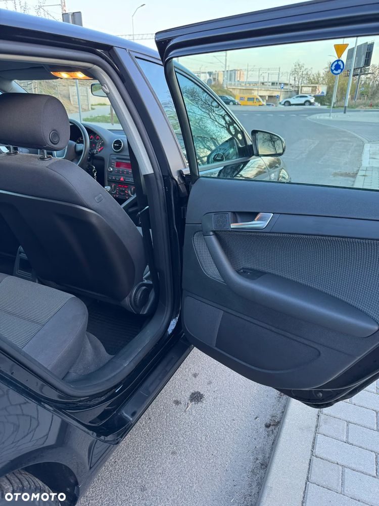 Audi A3 Sportback - 12