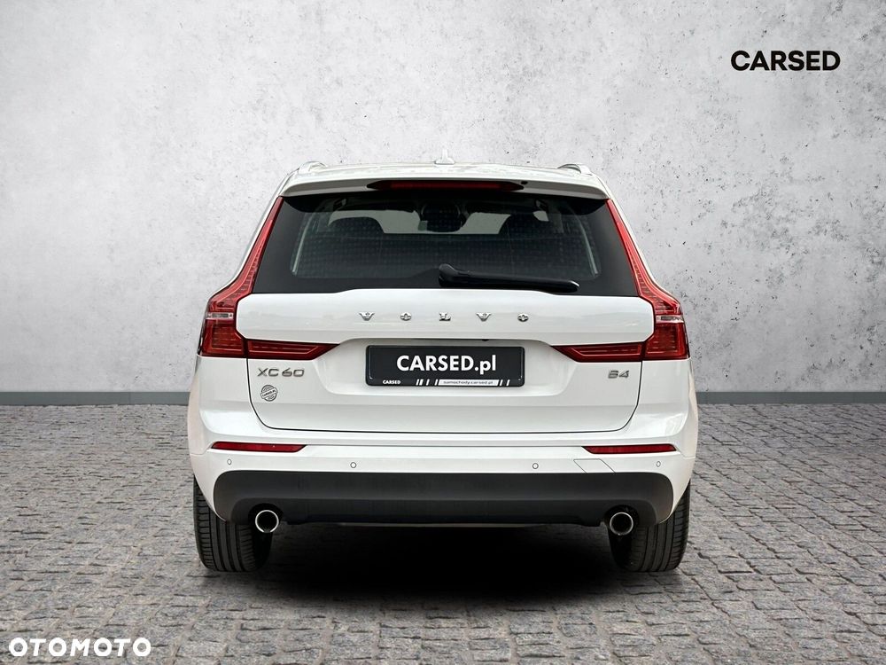 Volvo XC 60 B4 B Momentum - 5