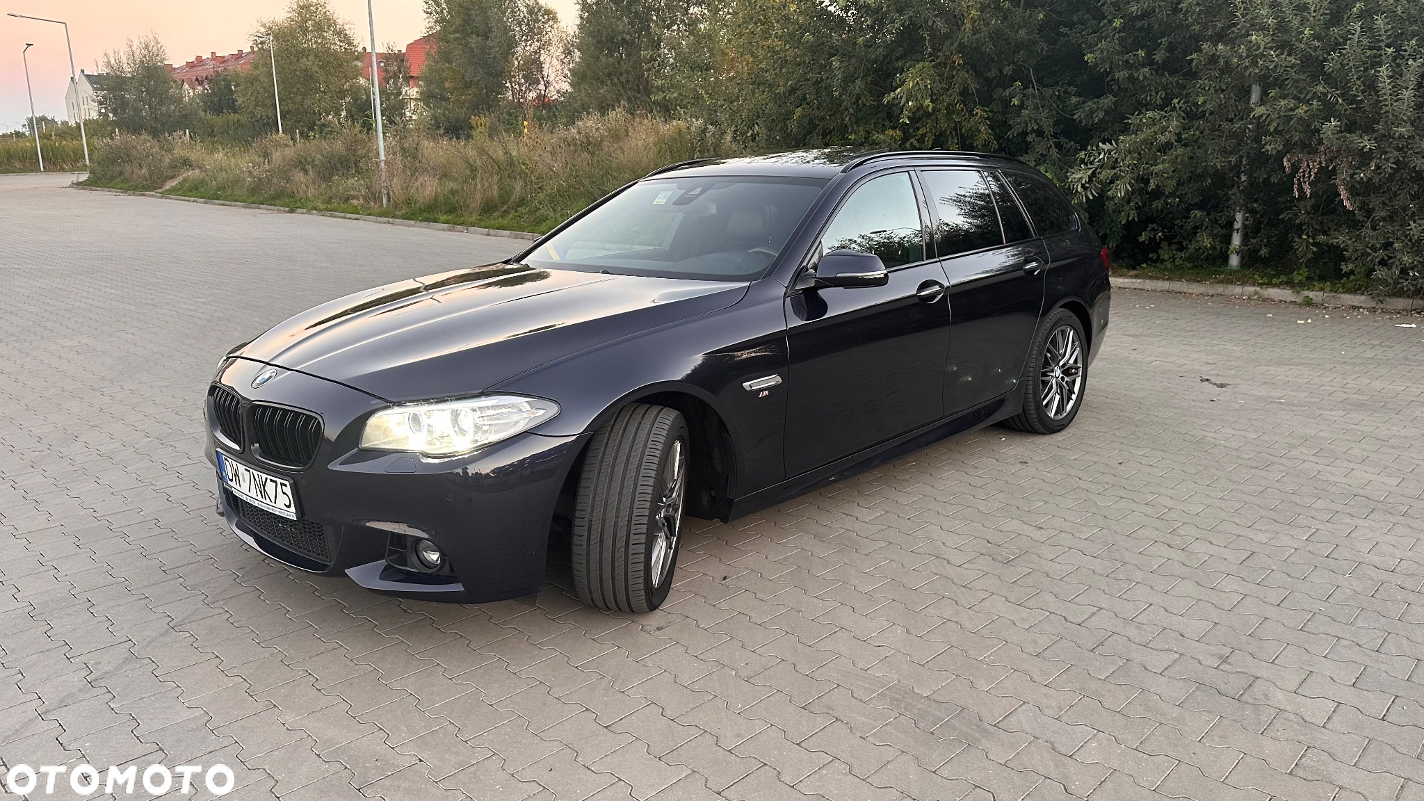 BMW Seria 5 525d xDrive - 6