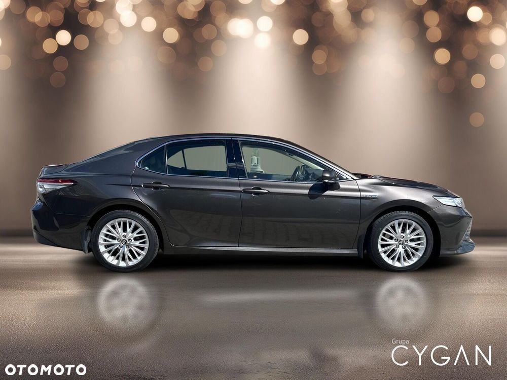 Toyota Camry 2.5 Hybrid Executive CVT - 8