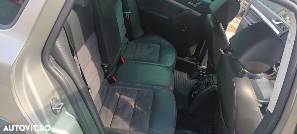 Skoda Octavia 2.0 TDI DPF Scout 4x4 - 7
