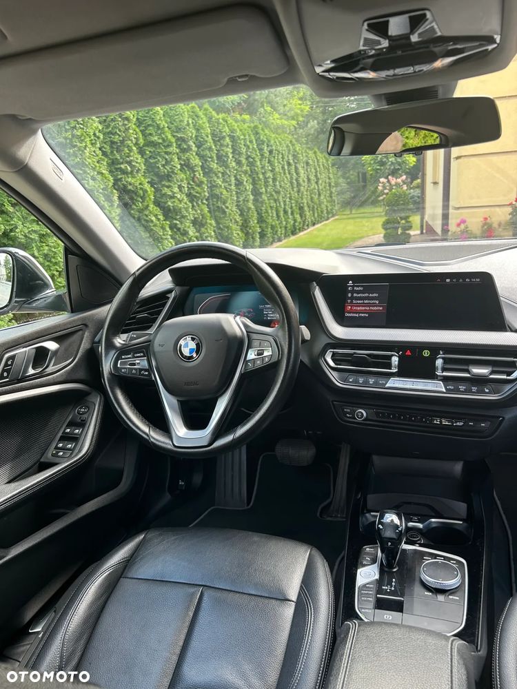 BMW Seria 2 218i - 12