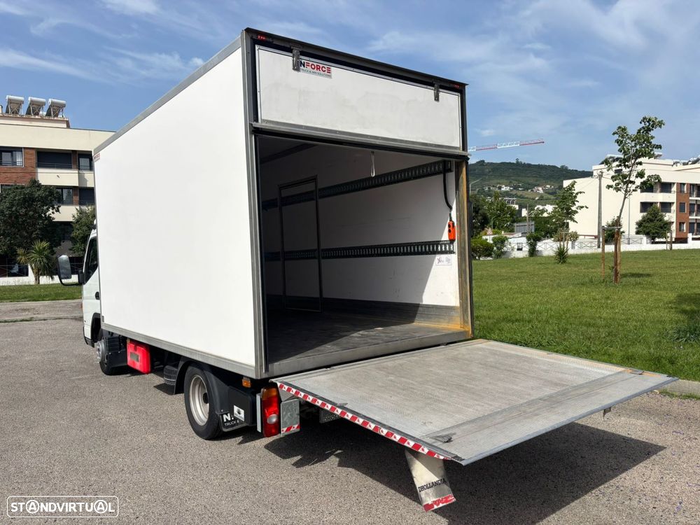 Mitsubishi Canter FUSO 3C15 CONTENTOR COM PLATAFORMA 1.000Kg - 18
